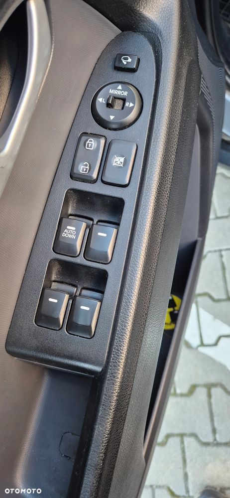 Kia Sportage 2.0 CRDI AWD Spirit - 14