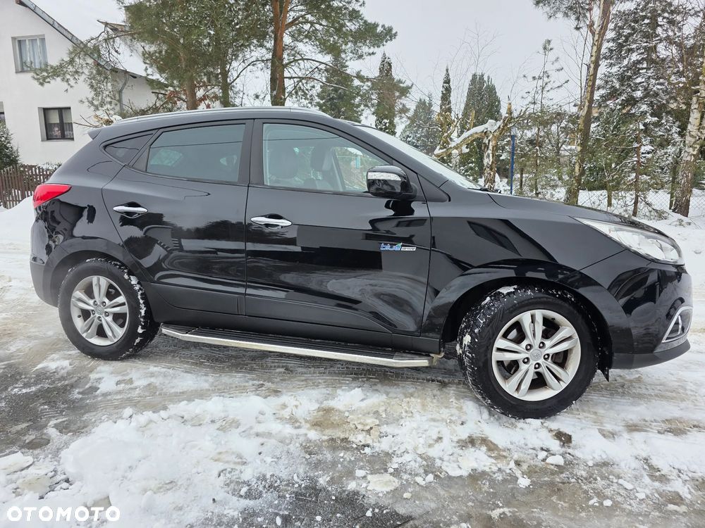 Hyundai ix35 1.6 2WD UEFA EURO 2012 Edition - 18