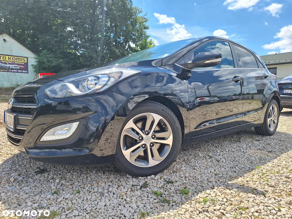 Hyundai i30 blue Kombi 1.6 GDi Passion - 6