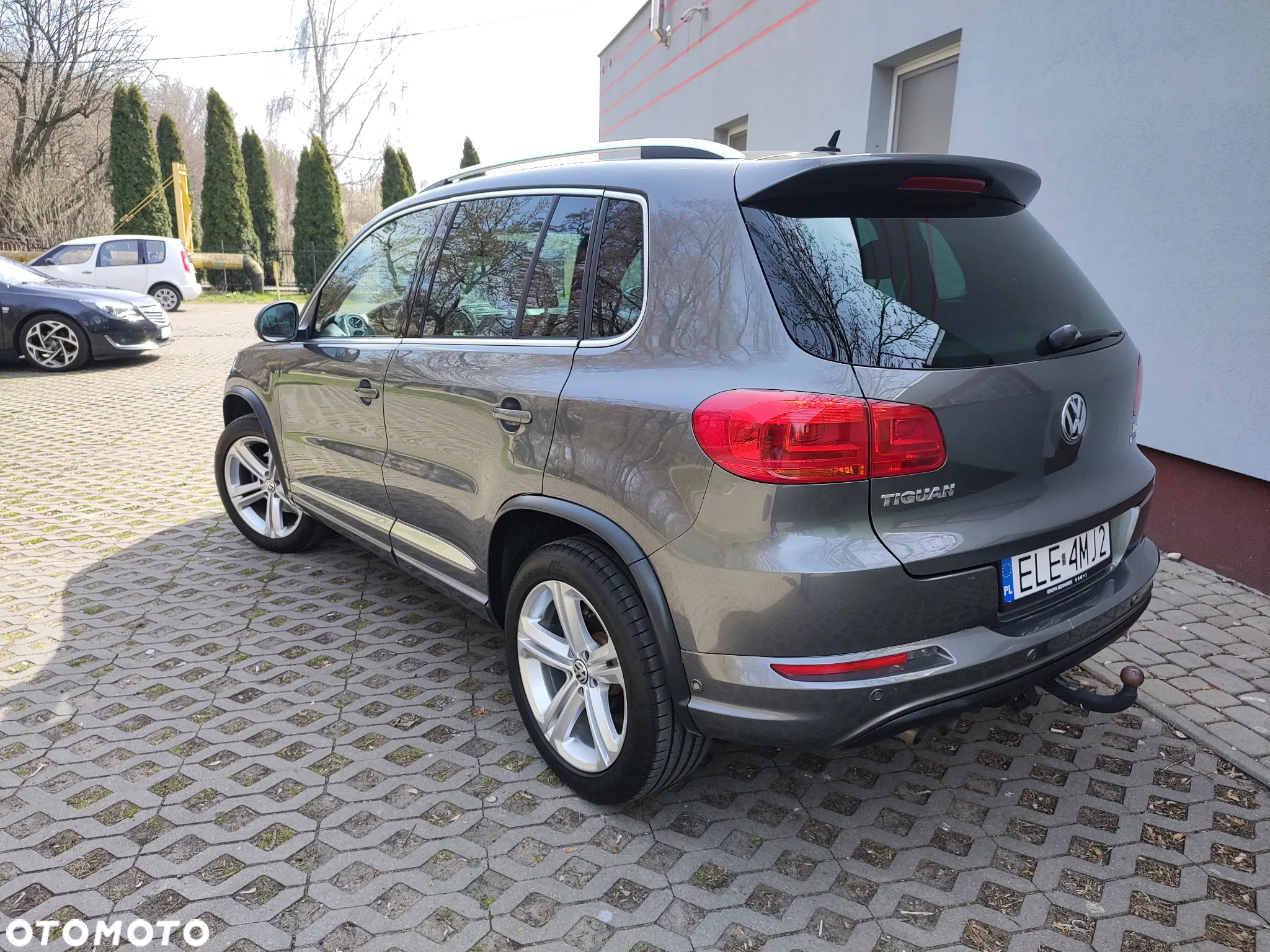 Volkswagen Tiguan - 12