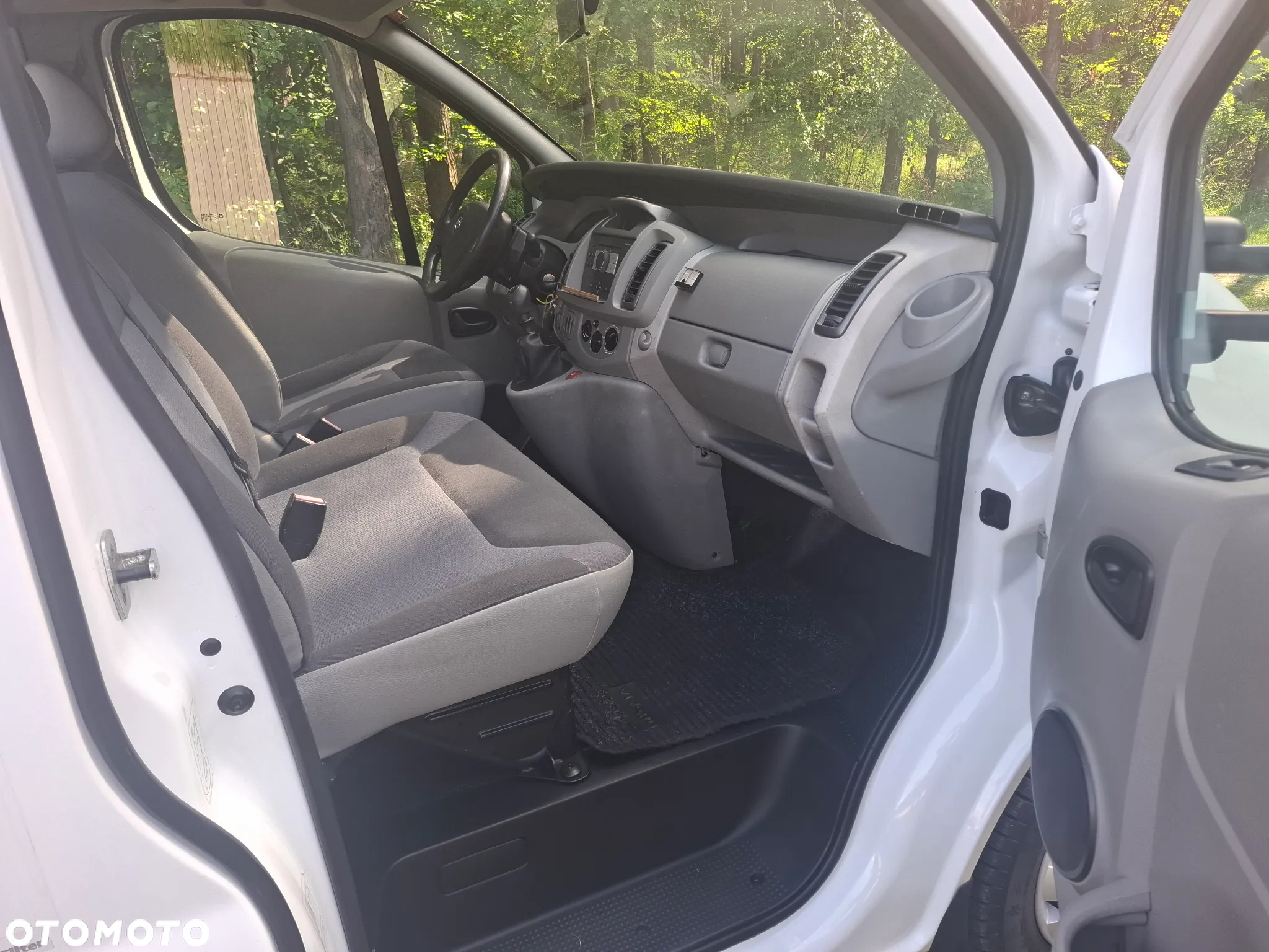 Opel Vivaro - 28