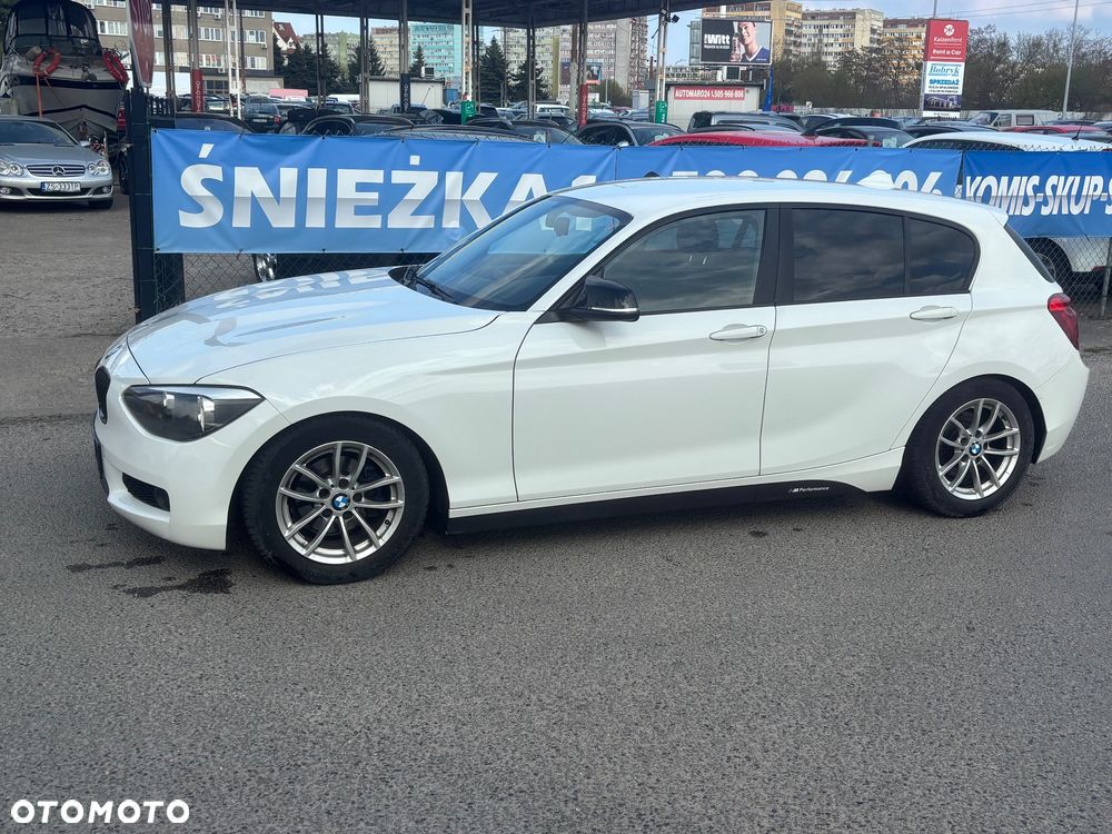 BMW Seria 1 116i - 12