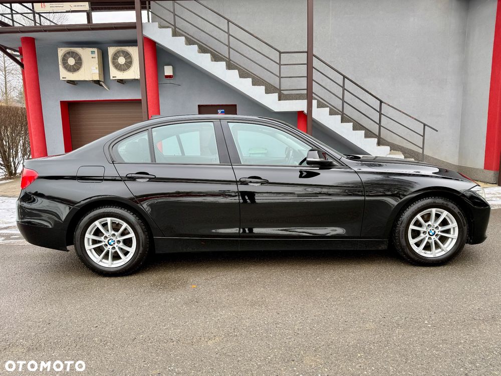 BMW Seria 3 316d - 9