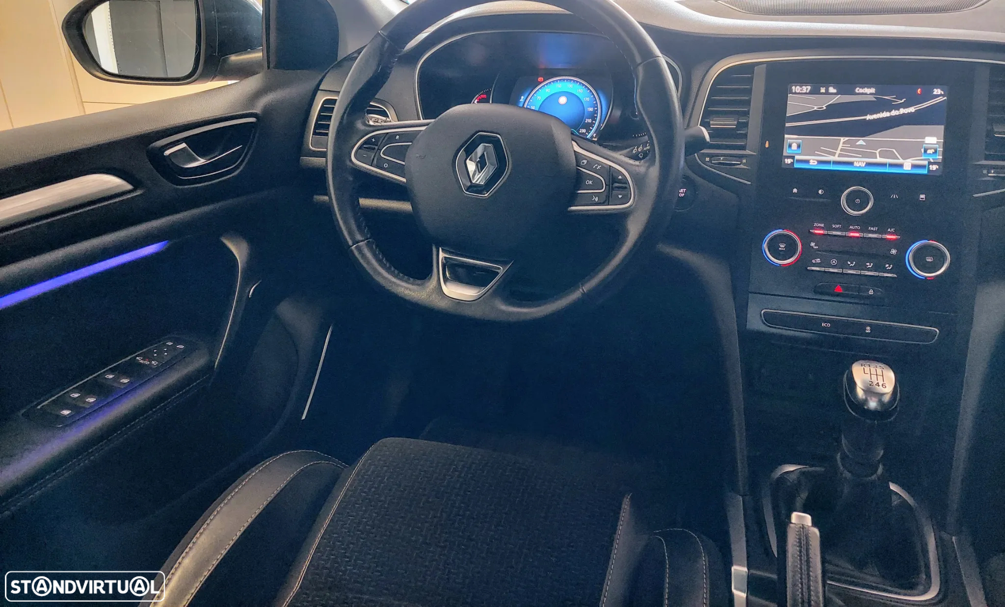 Renault Mégane Sport Tourer 1.5 dCi Intens - 25