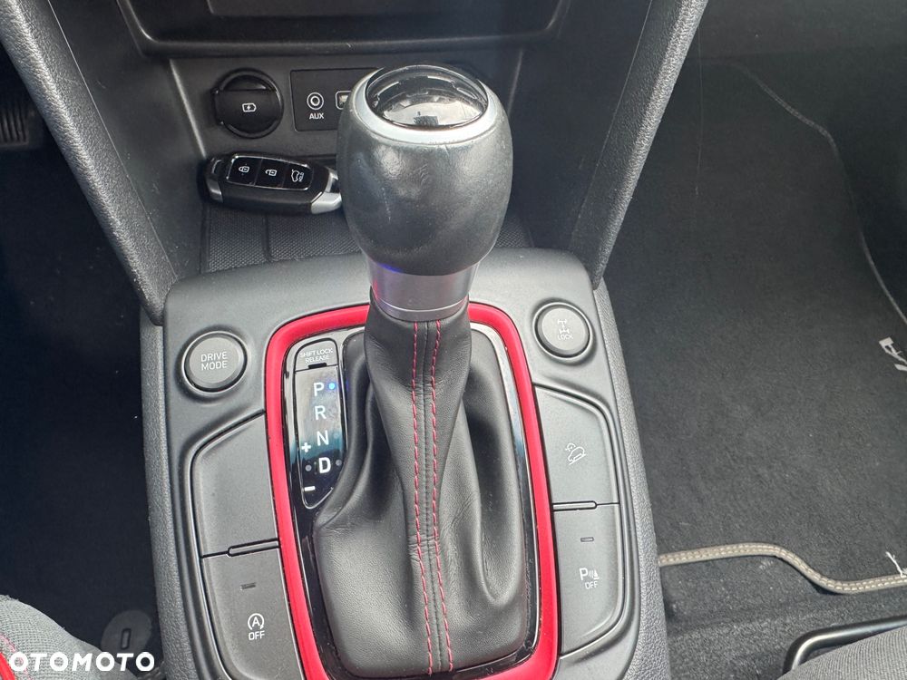 Hyundai Kona 1.6 CRDi DCT 4WD Premium - 17