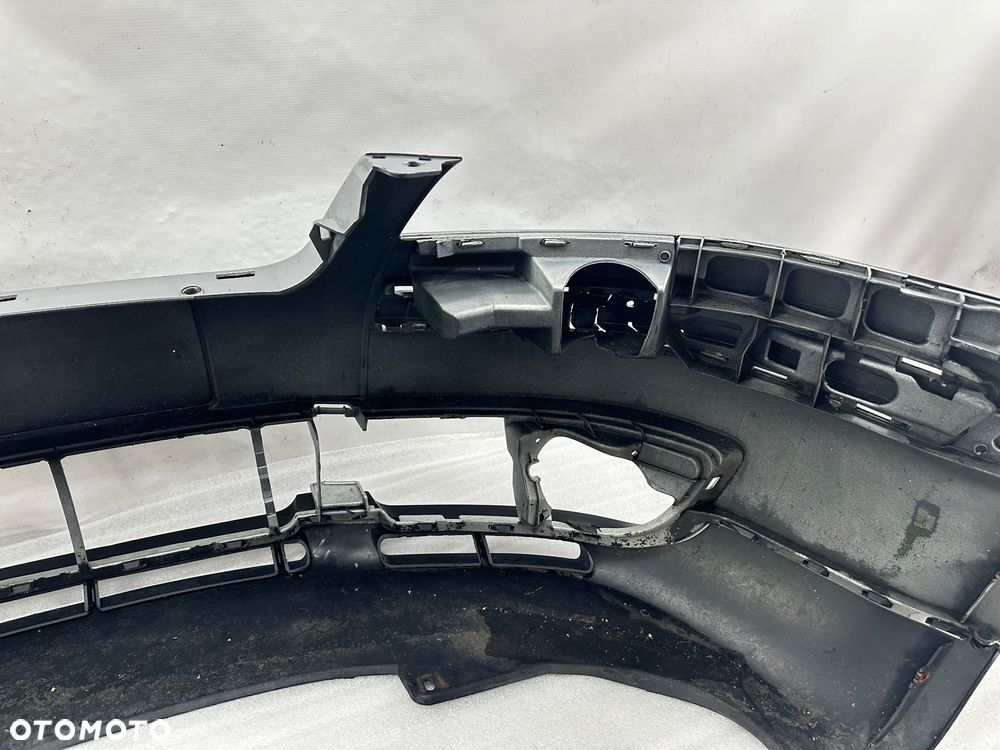 VW PASSAT B5 LIFT 00-05 ZDERZAK PRZEDNI PRZÓD KOLOR: SREBRNY  nr aukcji nz45 - 19