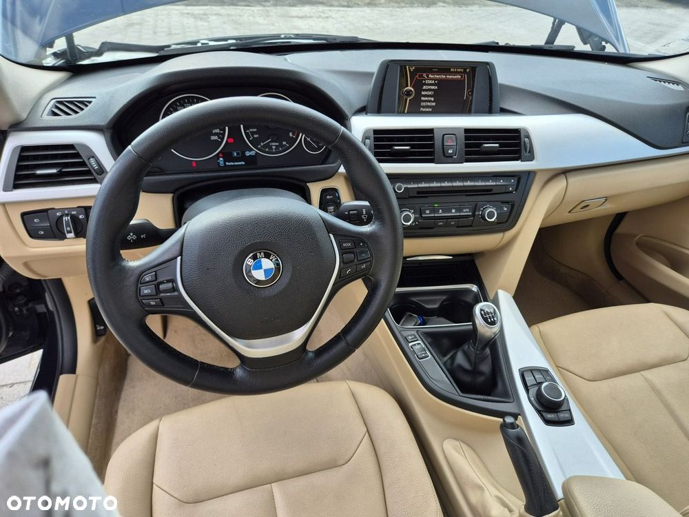 BMW Seria 3 - 12