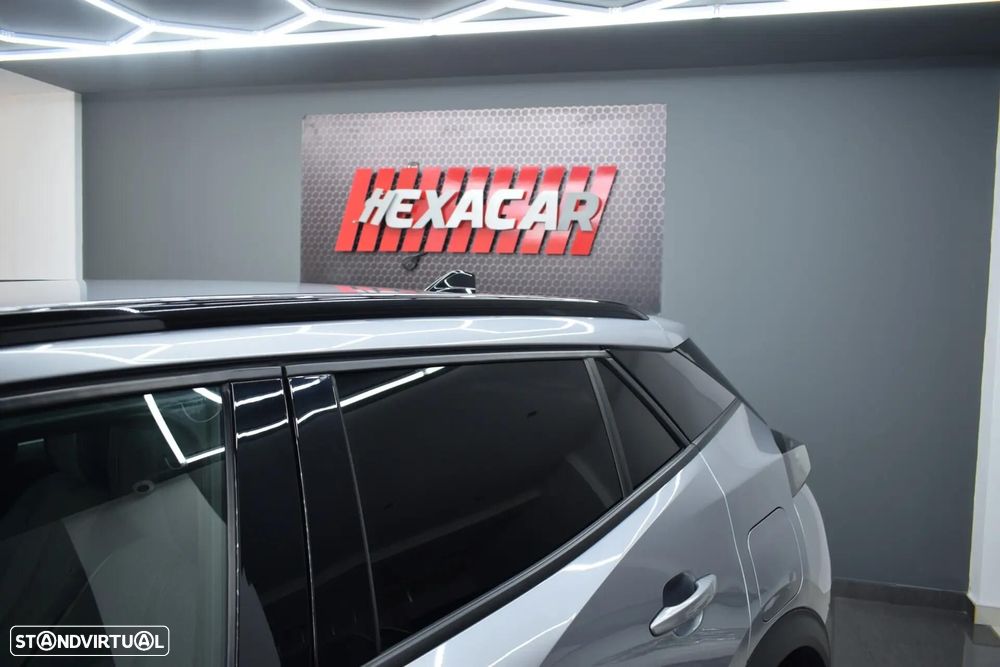 Peugeot 2008 1.2 PureTech Allure EAT8 - 3