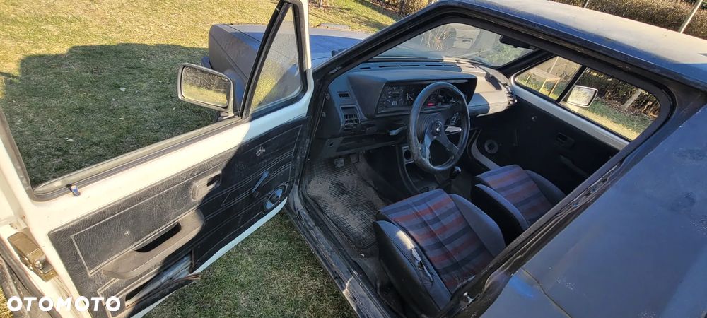 Volkswagen Caddy - 11