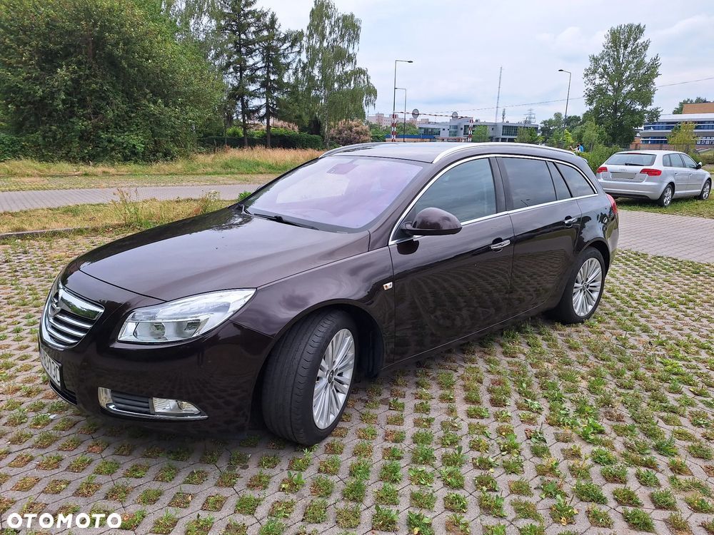 Opel Insignia 2.0 T Cosmo - 1