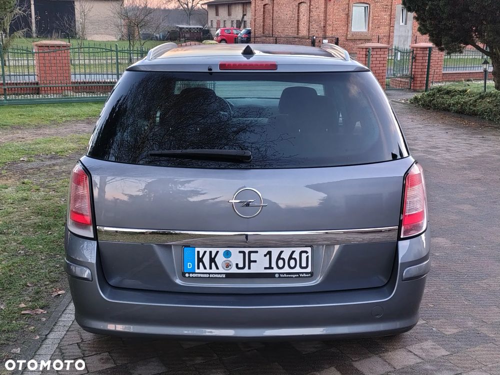 Opel Astra 1.6 Easytronic NAVI - 30