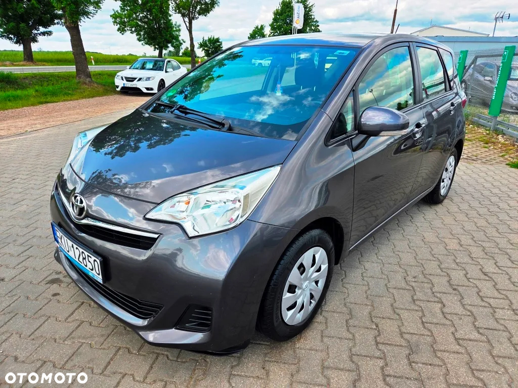 Toyota Verso S 1.33 Premium - 19