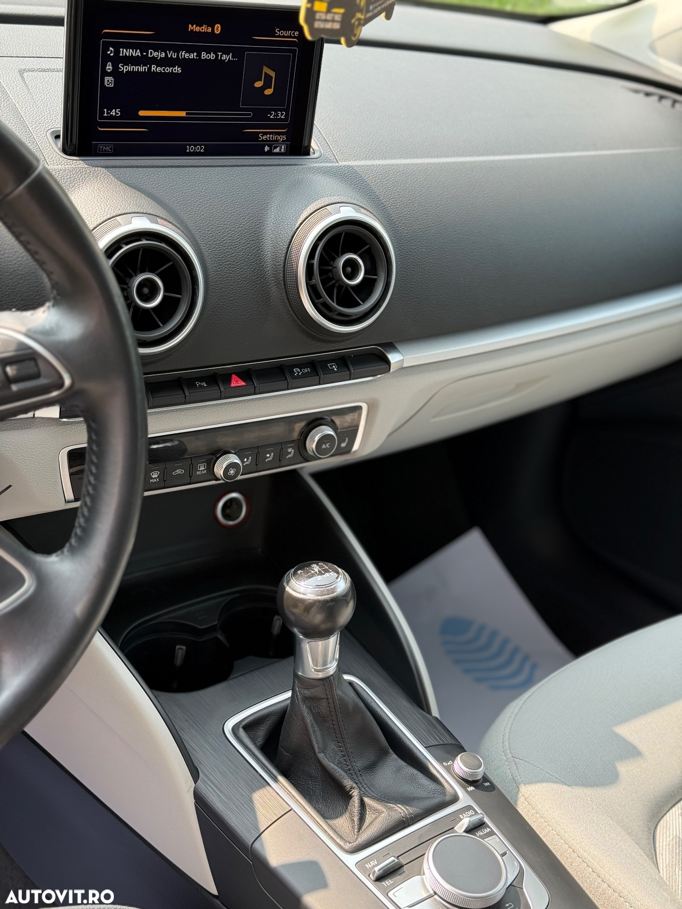 Audi A3 1.6 TDI Sportback ultra Attraction - 14