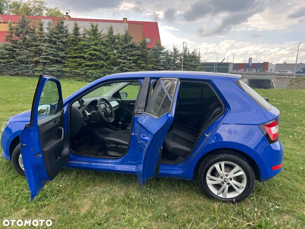 Skoda Fabia - 10
