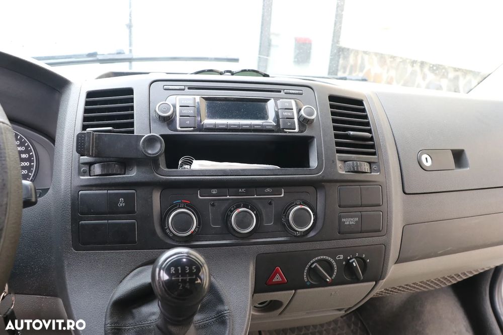 Volkswagen Transporter Standard - 11