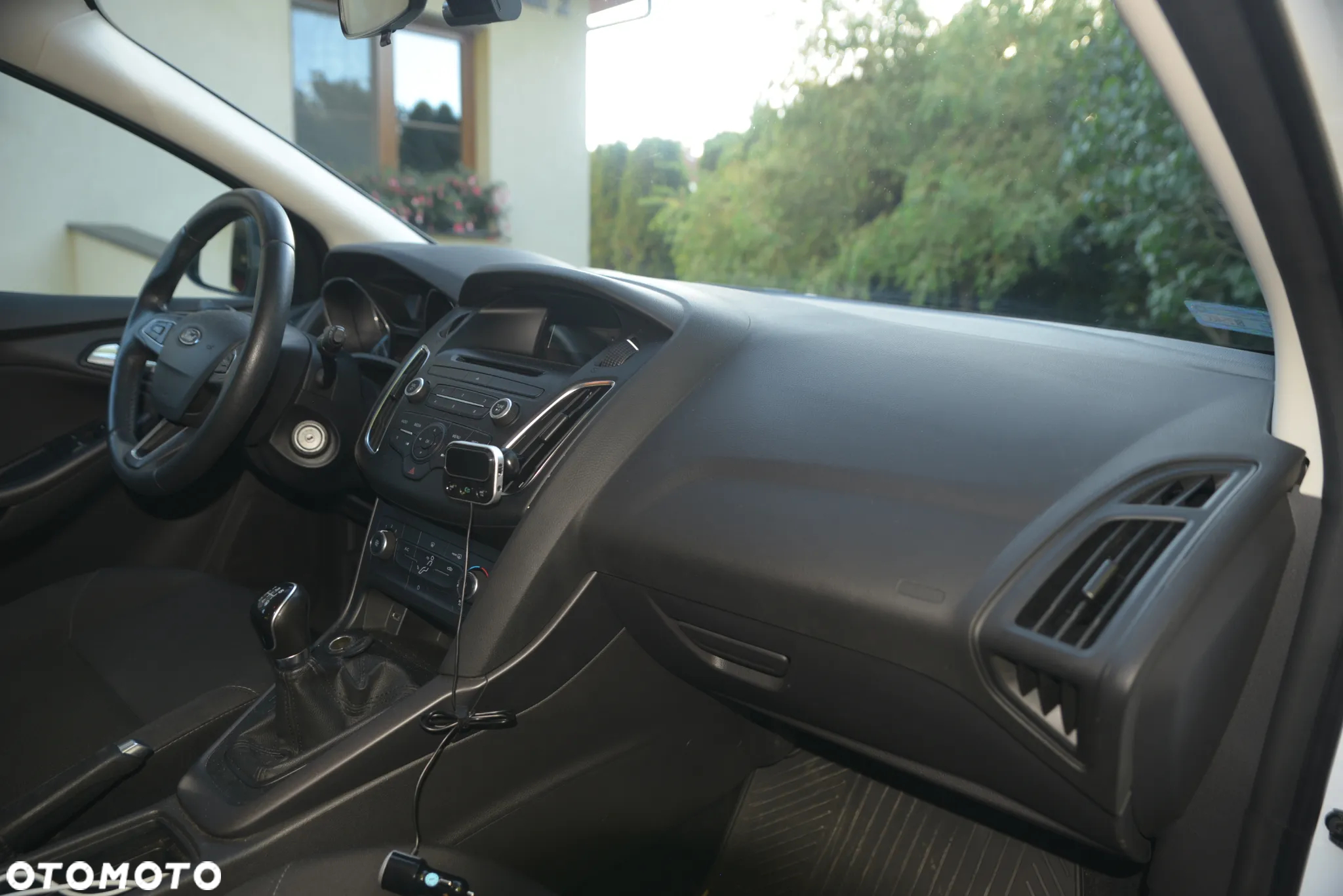Ford Focus 1.6 Trend - 12