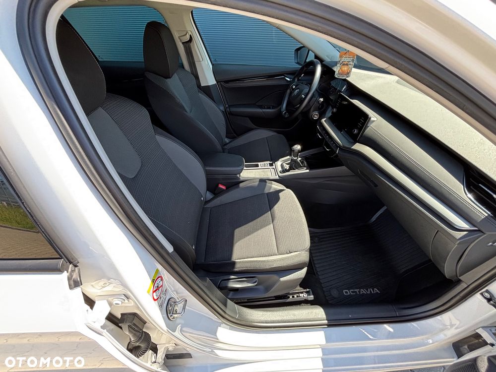 Skoda Octavia 2.0 TDI Ambition - 17