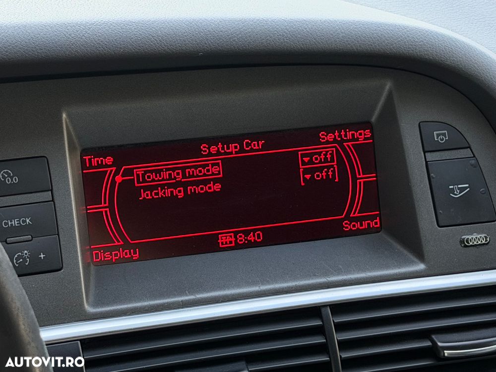 Audi A6 Allroad - 28