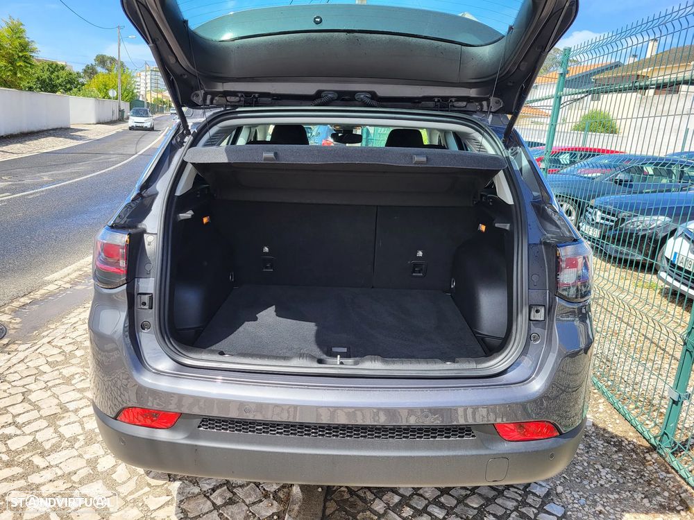 Jeep Compass 1.3 T Longitude - 15