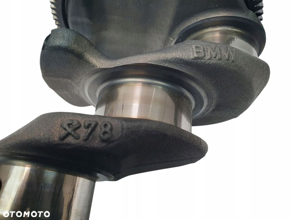 WAŁ KORBOWY BMW E60 E87 X3 E83 2.0 D 77979750800 - 7