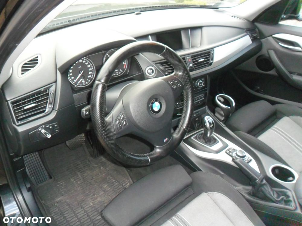 BMW X1 xDrive18d - 9