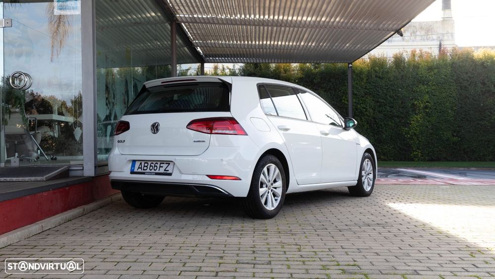 VW Golf 1.5 TSI BM Confortline - 3
