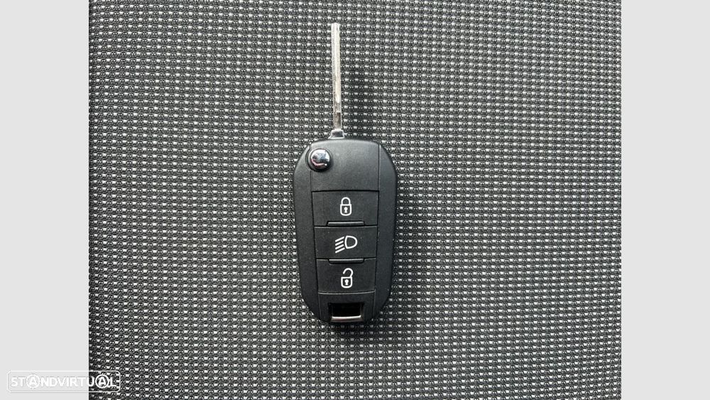 Citroën C3 1.2 PureTech YOU! - 17