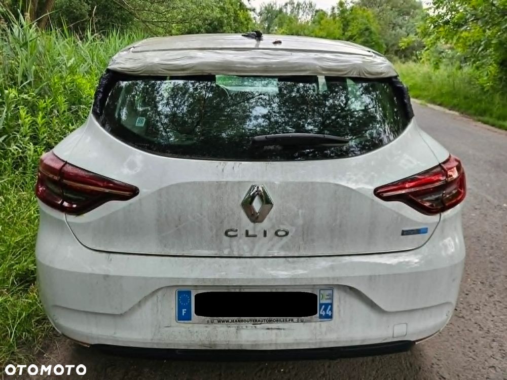 Renault Clio E-TECH Full 145 EVOLUTION - 11