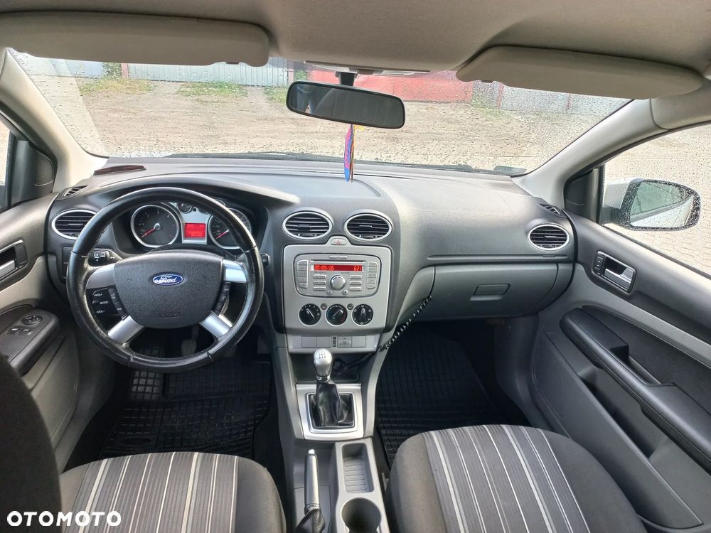 Ford Focus 1.6 TDCi Style - 37