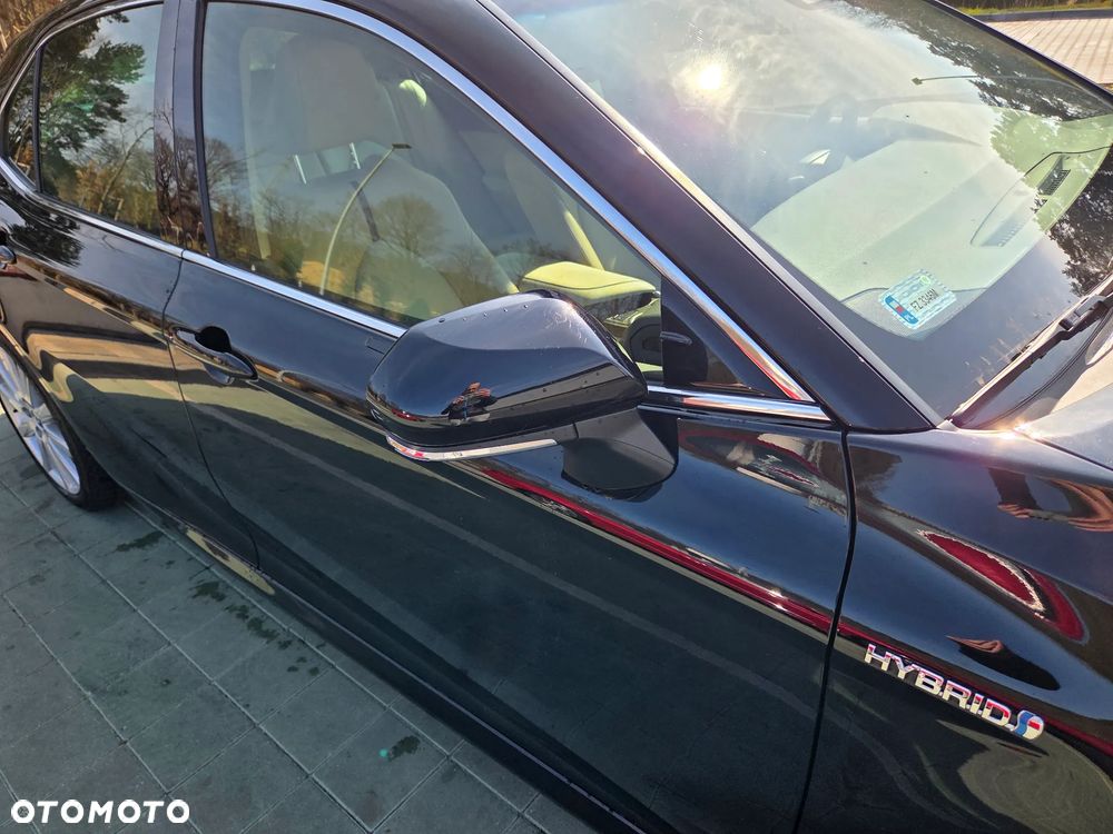 Toyota Camry 2.5 Hybrid Executive CVT - 37