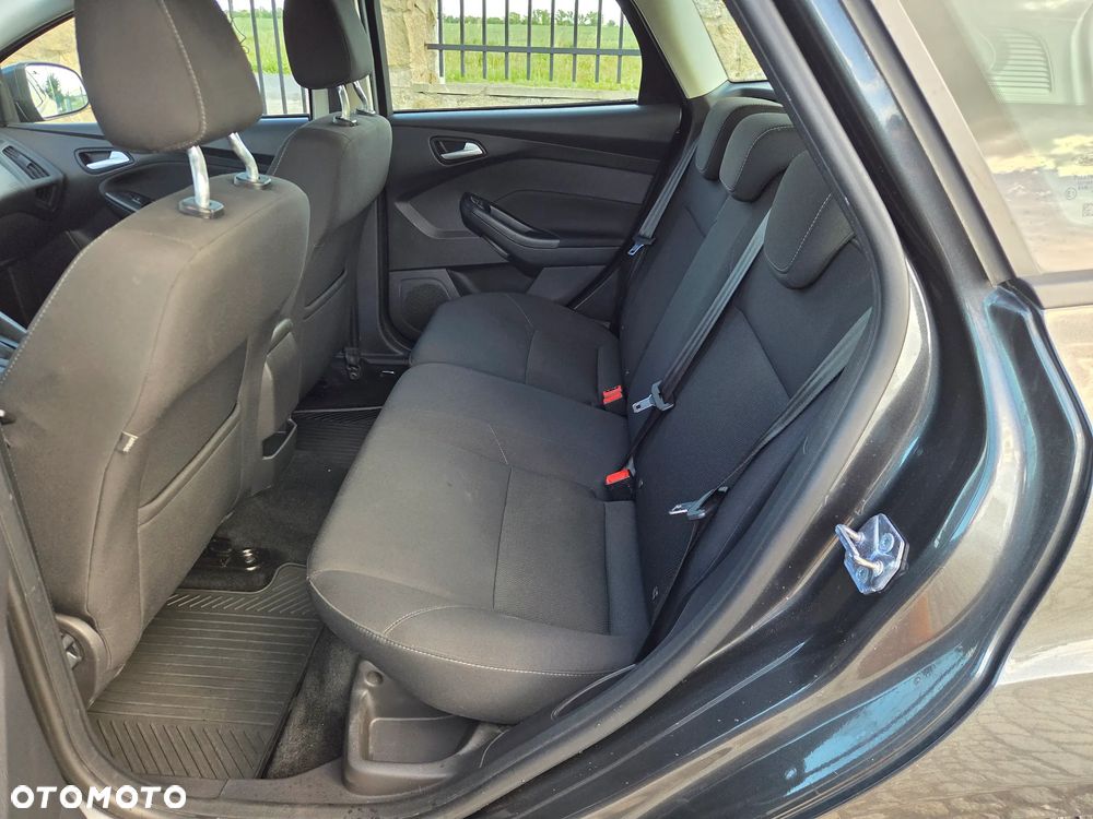 Ford Focus 1.5 TDCi DPF Start-Stopp-System Business - 11