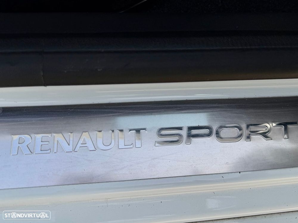 Renault Clio TCe 120 EDC GT - 15