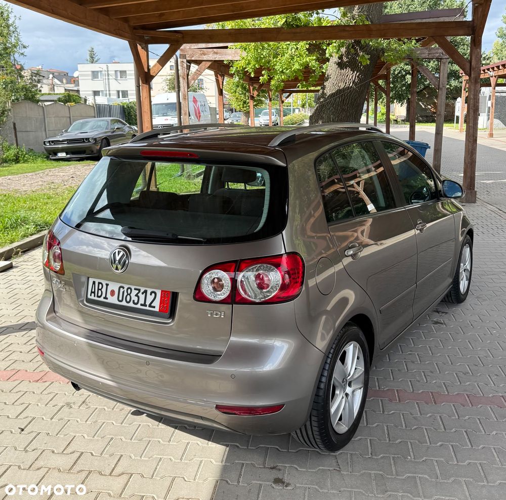 Volkswagen Golf Plus 1.6 TDI DPF Highline - 9