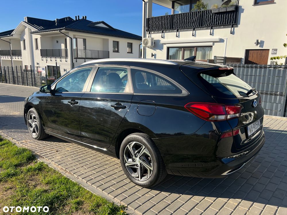 Hyundai i30 1.6 D GO Plus DCT - 35