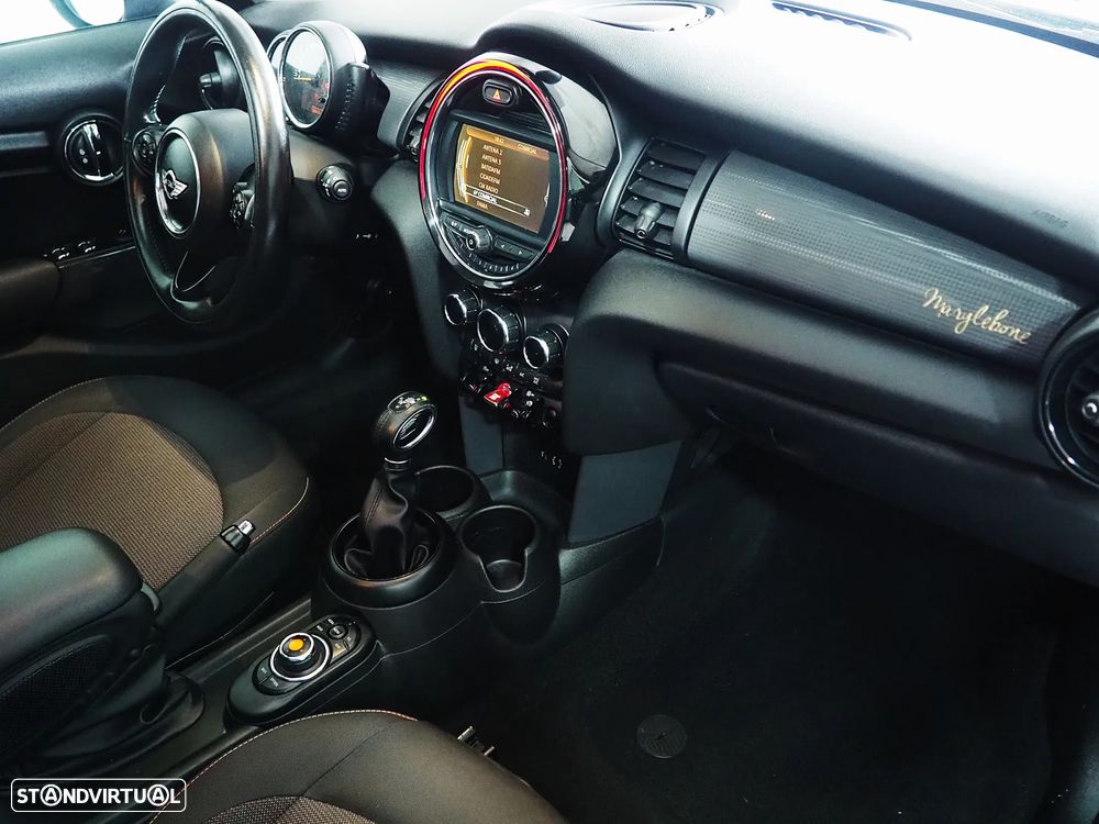 MINI 5 Portas Cooper D Aut. - 15