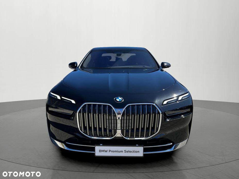 BMW Seria 7 740d xDrive mHEV sport - 4