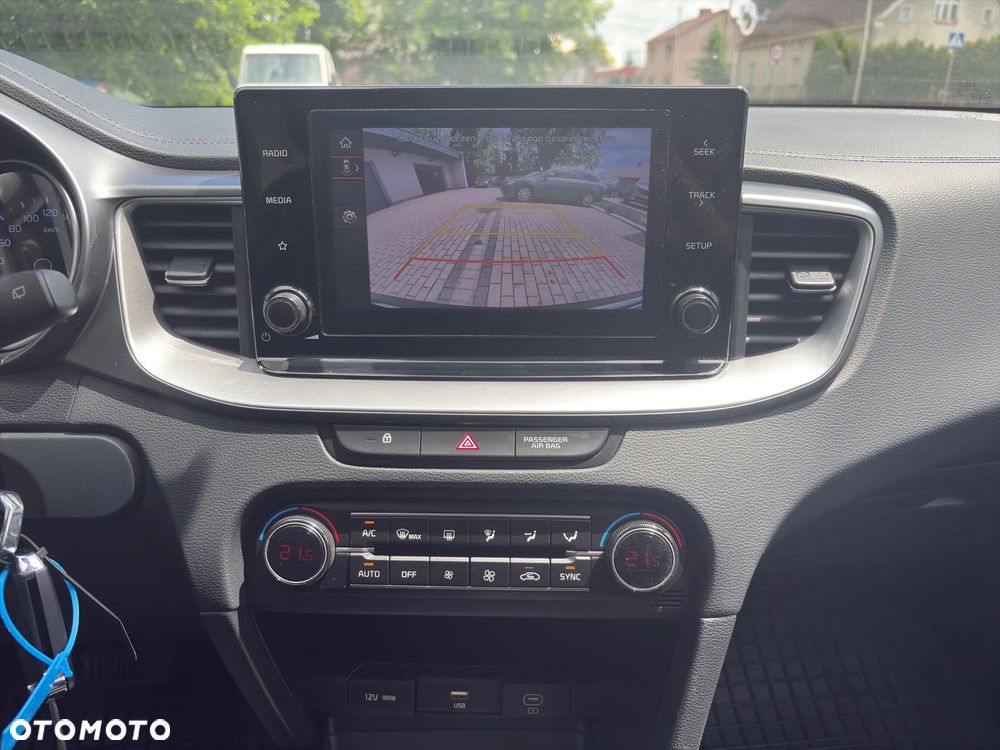 Kia Ceed 1.5 T-GDI M DCT - 31