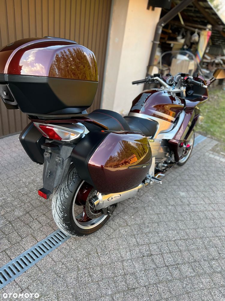 Yamaha FJR - 4