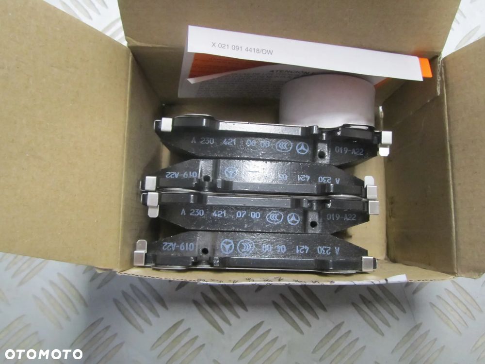 KLOCKI 0004208004 - 1