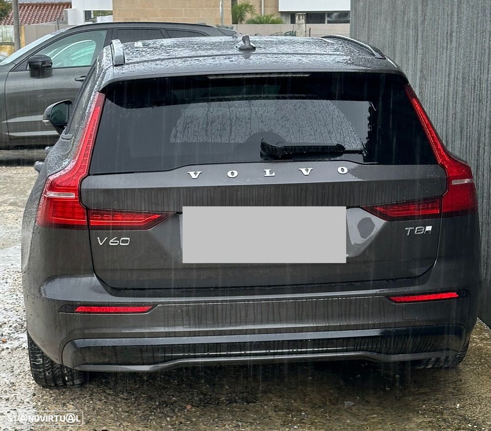 Volvo V60 2.0 T8 AWD TE Plus Dark - 4