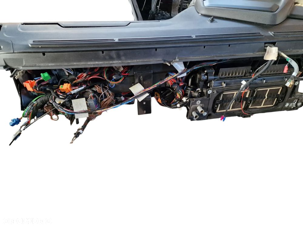 Konsola Deska Rozdzielcza Kokpit Iveco S-WAY - 7