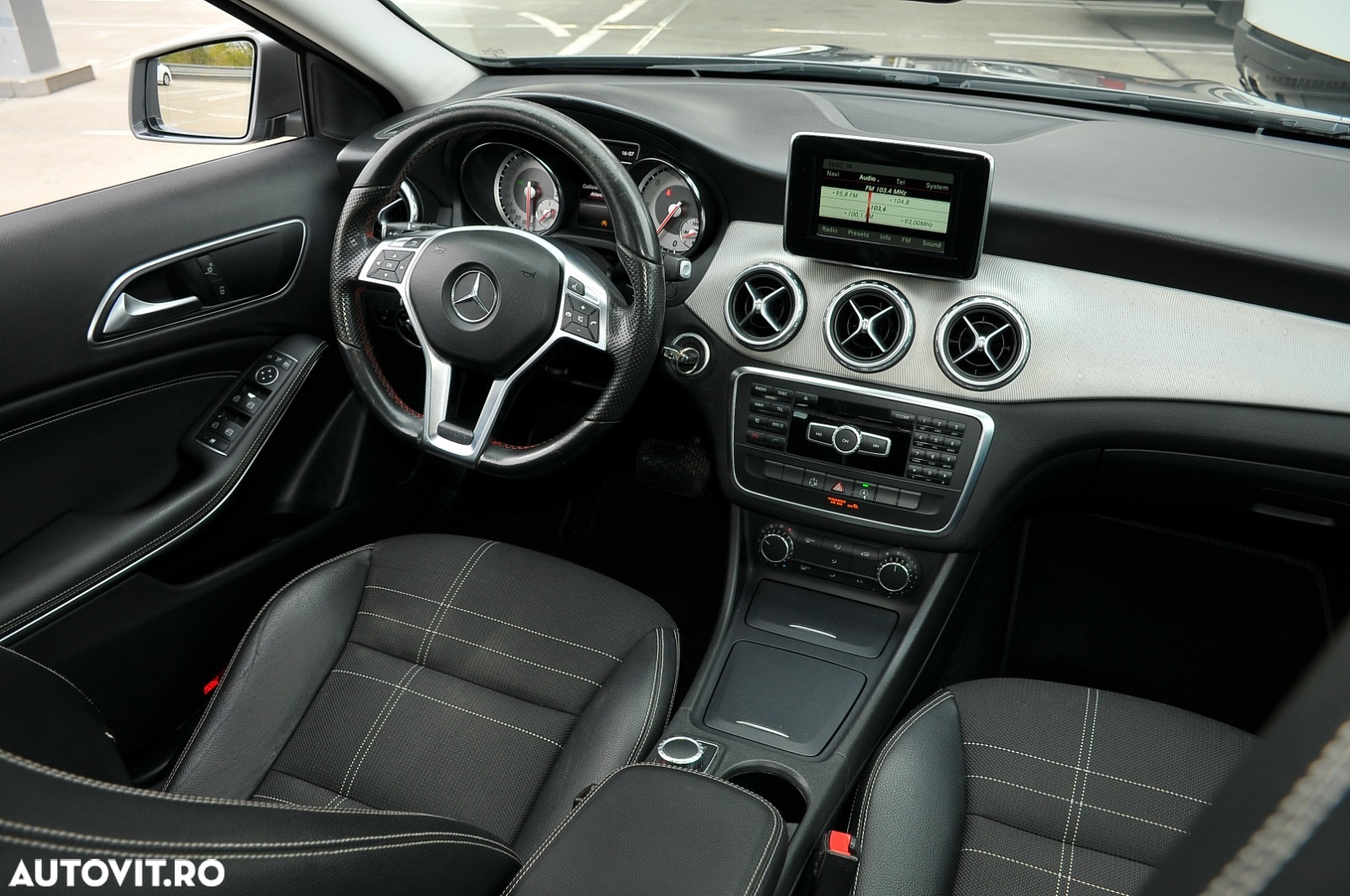 Mercedes-Benz GLA 200 (CDI) d 7G-DCT AMG Line - 11