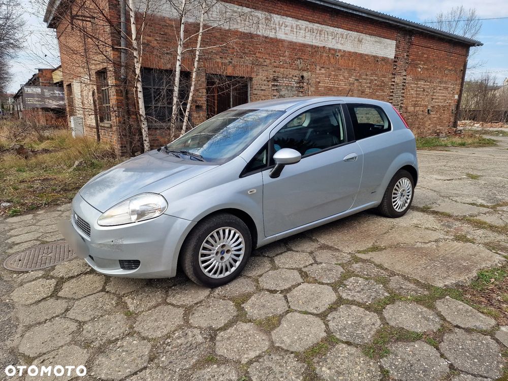 Fiat Grande Punto - 8