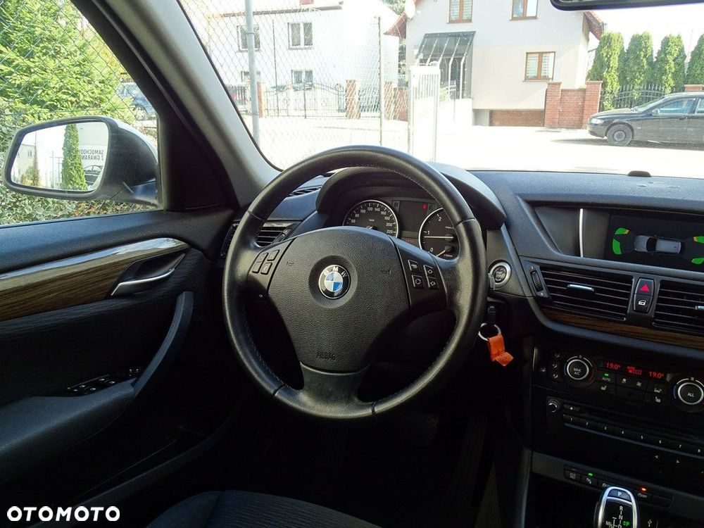 BMW X1 - 13