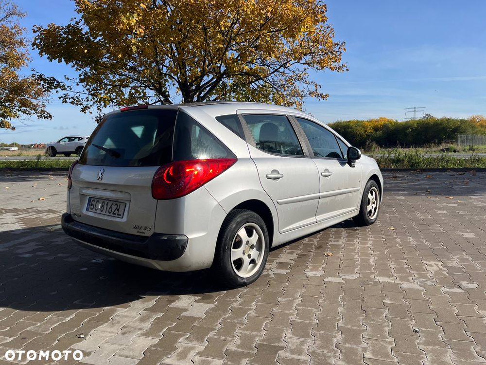 Peugeot 207 1.6 HDi - 1