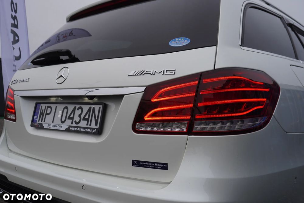 Mercedes-Benz Klasa E 63 AMG 4Matic AMG Speedshift MCT - 22