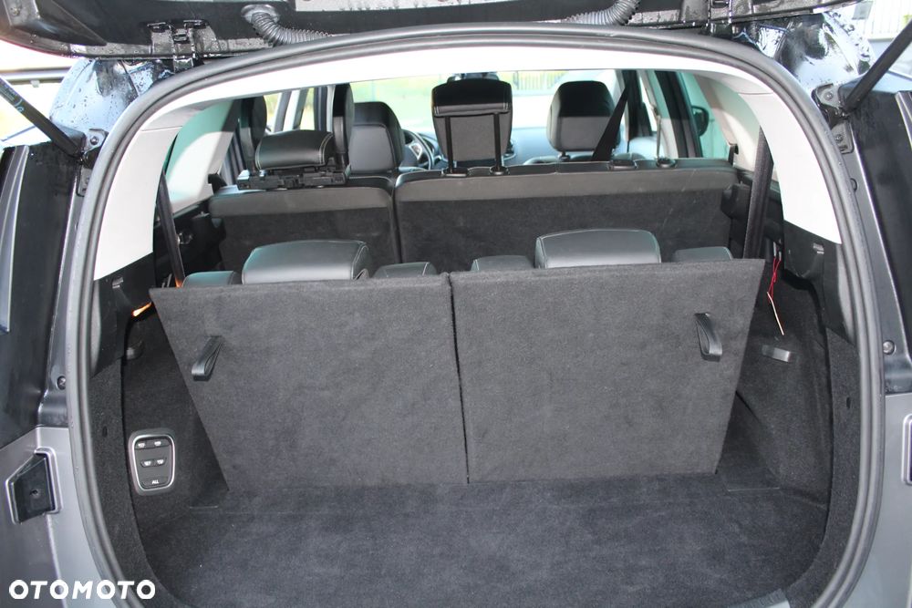 Renault Scenic TCe 140 GPF BUSINESS EDITION - 10