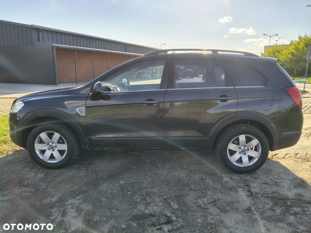 Chevrolet Captiva 2.0 d LS - 4