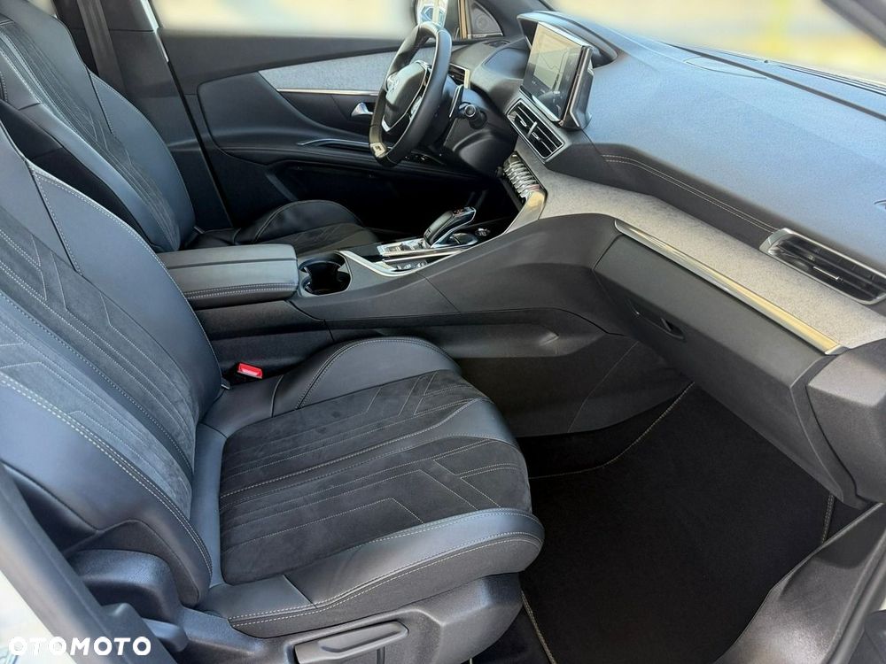 Peugeot 5008 - 25