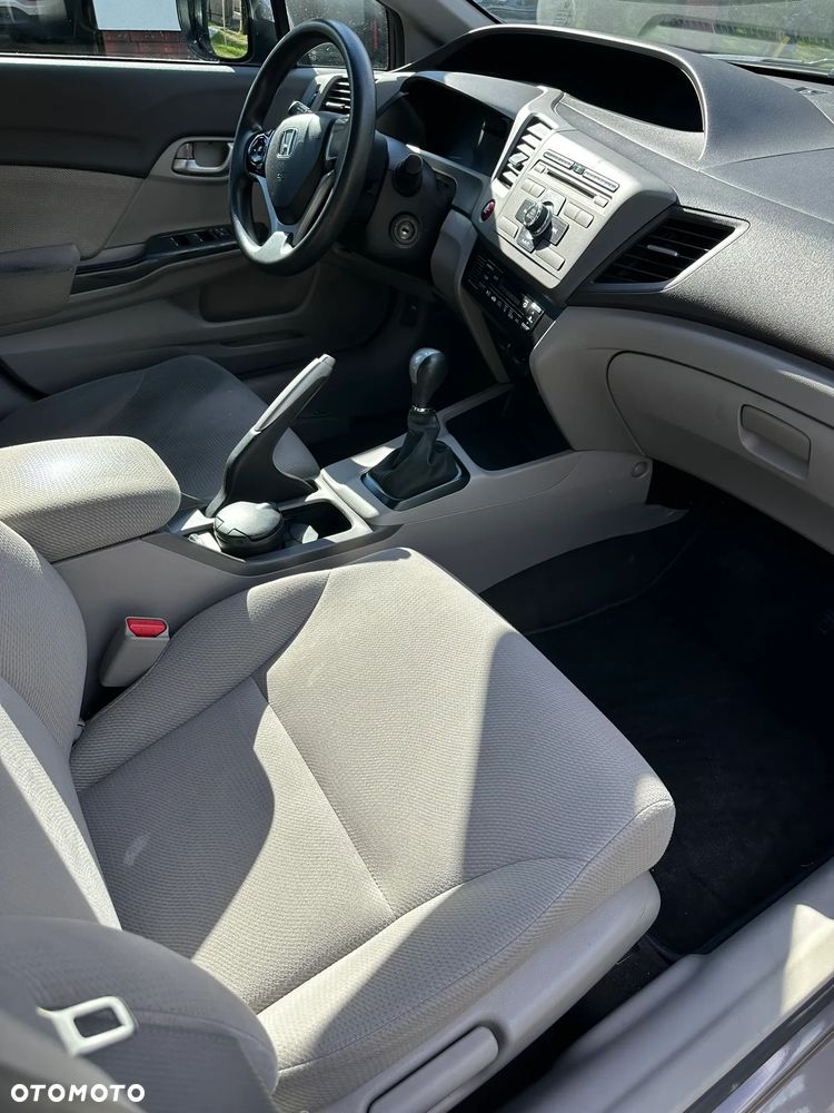Honda Civic 1.8 Comfort - 30